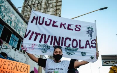 MUJERES DE UVA